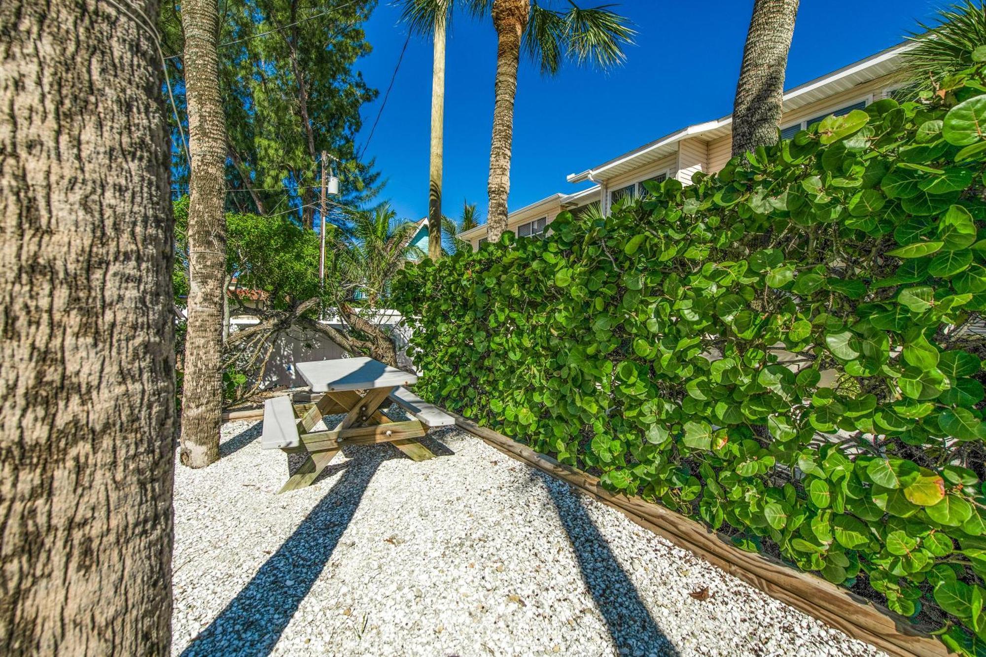 Whispering Waves East Villa Holmes Beach Exterior foto